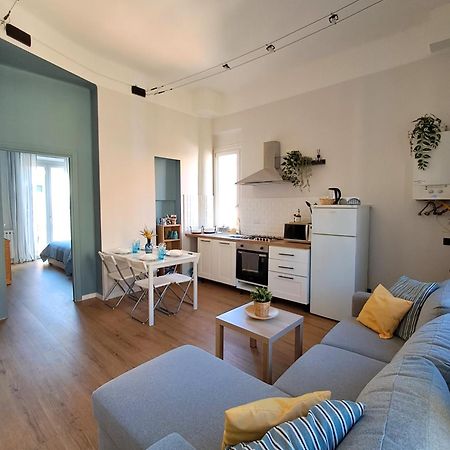 Mareroma32 - Tourist Rental Lido di Ostia Ngoại thất bức ảnh