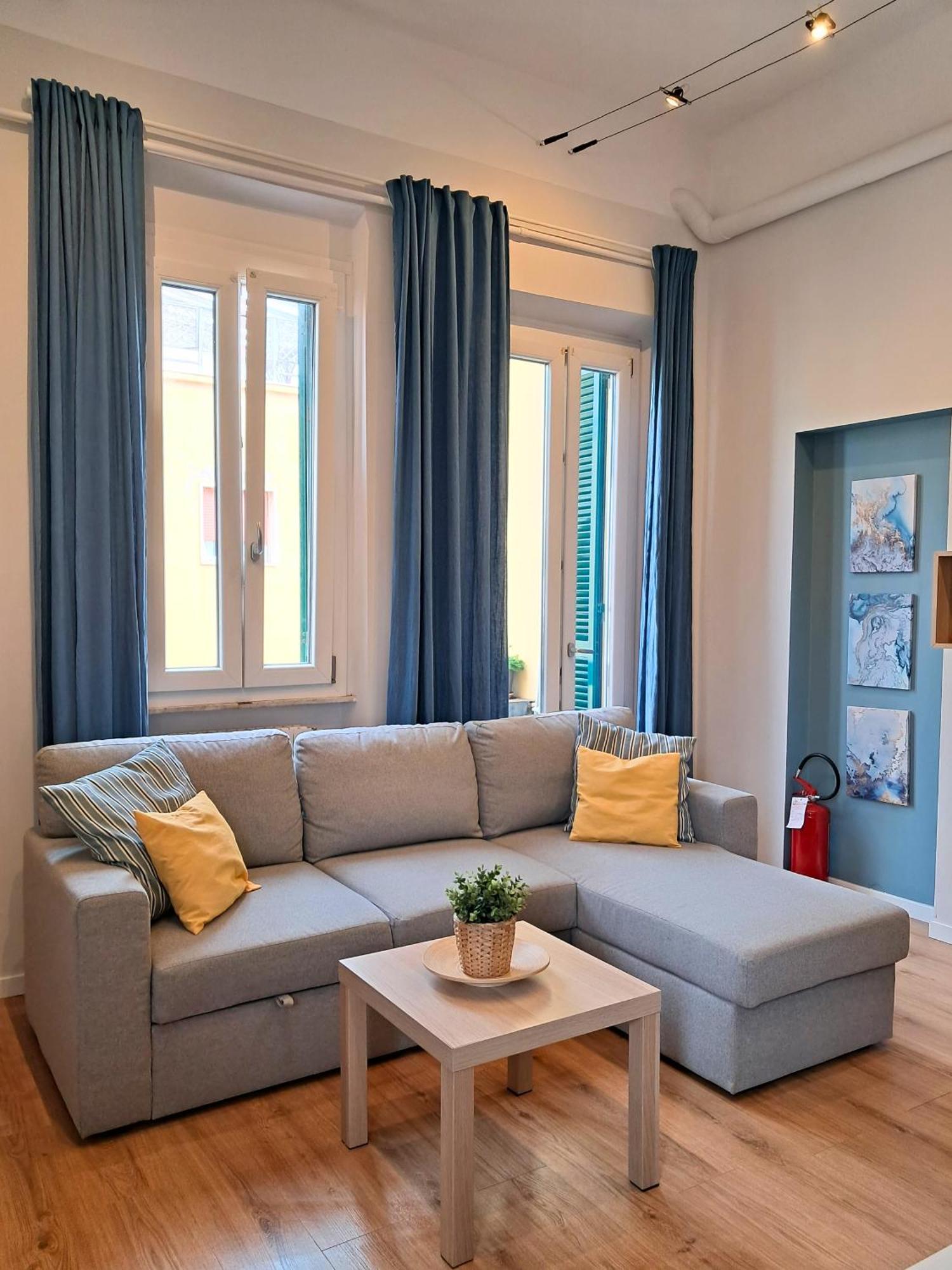Mareroma32 - Tourist Rental Lido di Ostia Ngoại thất bức ảnh